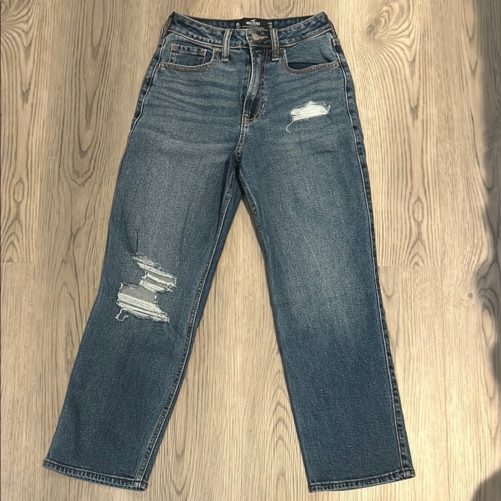 Hollister Ultra High Rise Vintage Straight Distressed Blue Jeans Size 0S